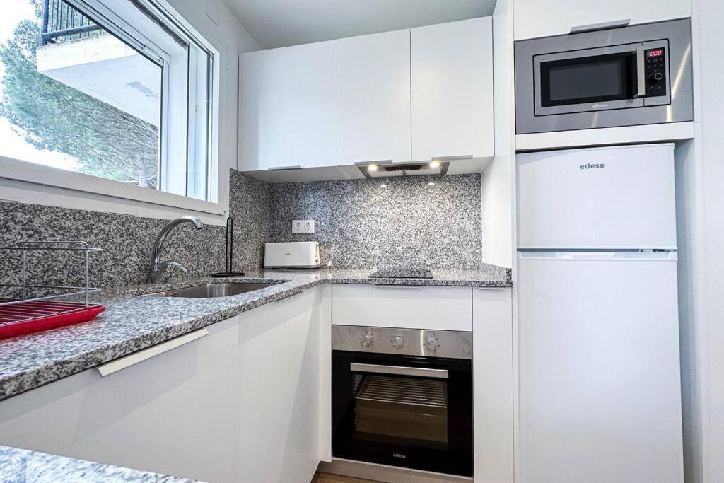 Can Romy Appartement T3 B - A 20M De La Plage De Cala Montgo L' Escala Dış mekan fotoğraf